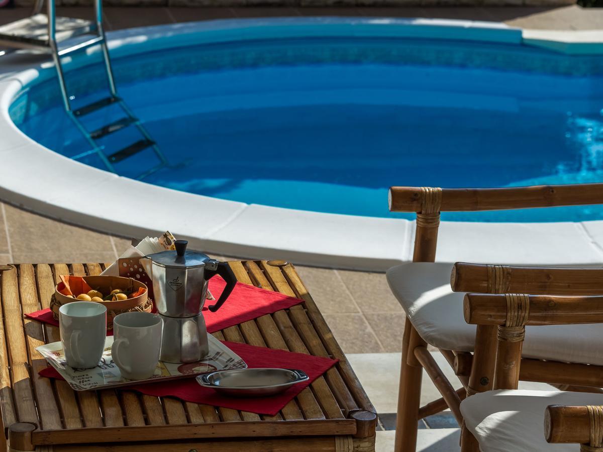 Spacious Holiday Home In Molat With Pool Brgulje Exterior photo